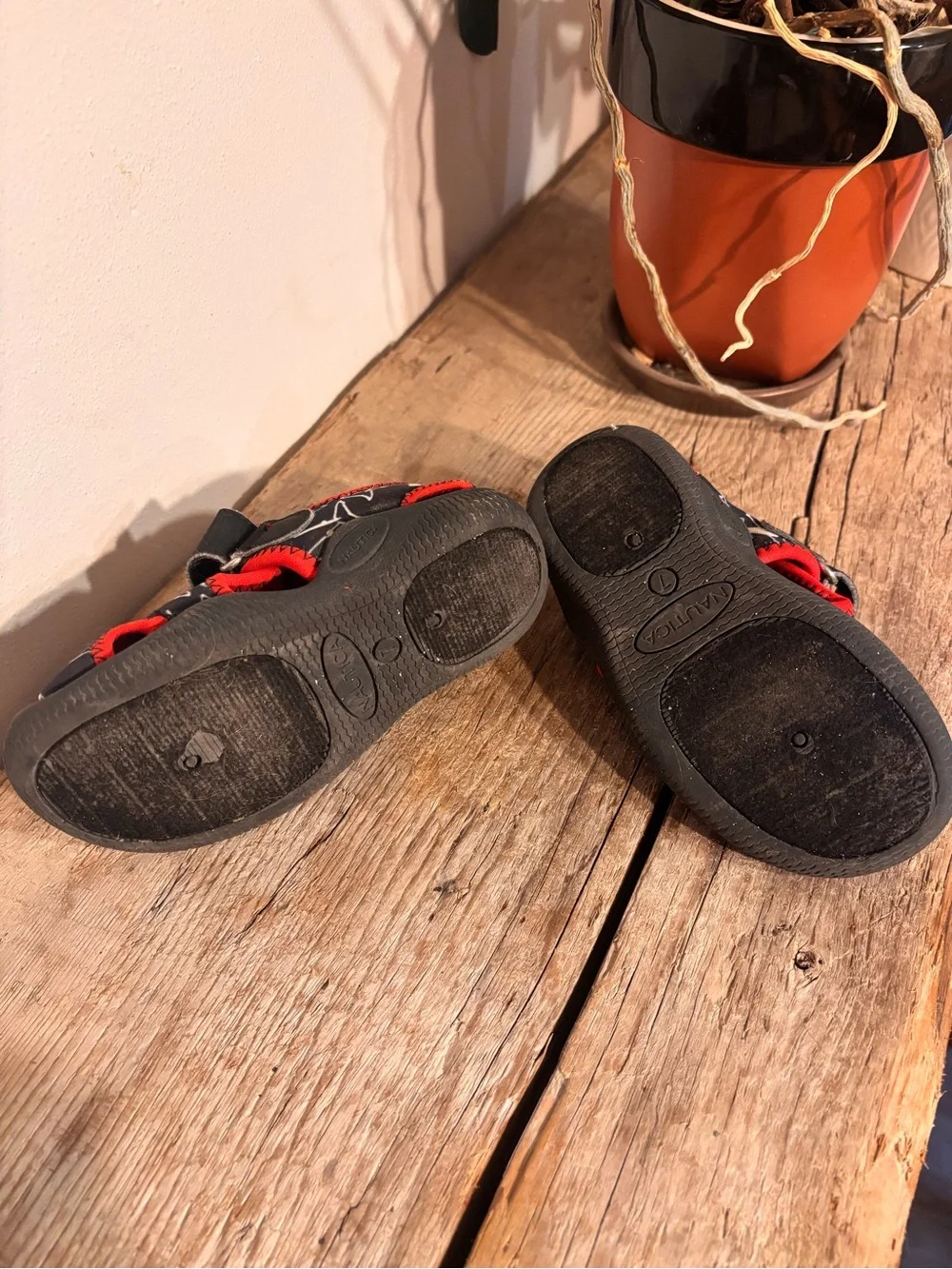 Nautica Kids Shark-Print Water Shoes in Black and Red